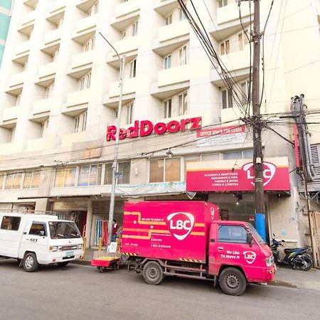 Hotel RedDoorz Plus @ Orchard Tower Manila Exterior foto