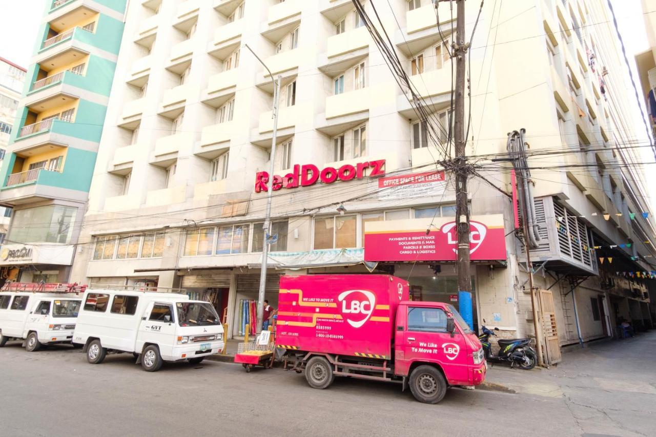 Hotel RedDoorz Plus @ Orchard Tower Manila Exterior foto